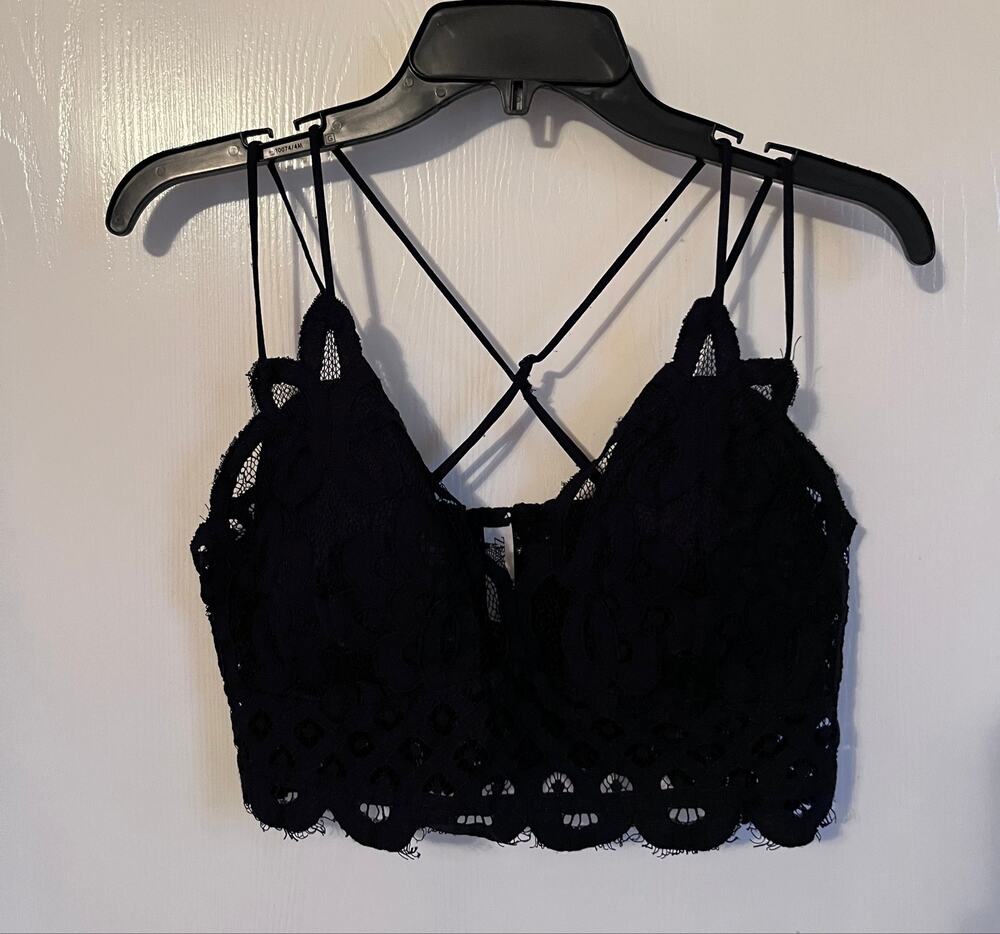 Zenana Black Lace Criss Cross Bralette Plus Size 1X Strappy Crop Top Brami 0073
